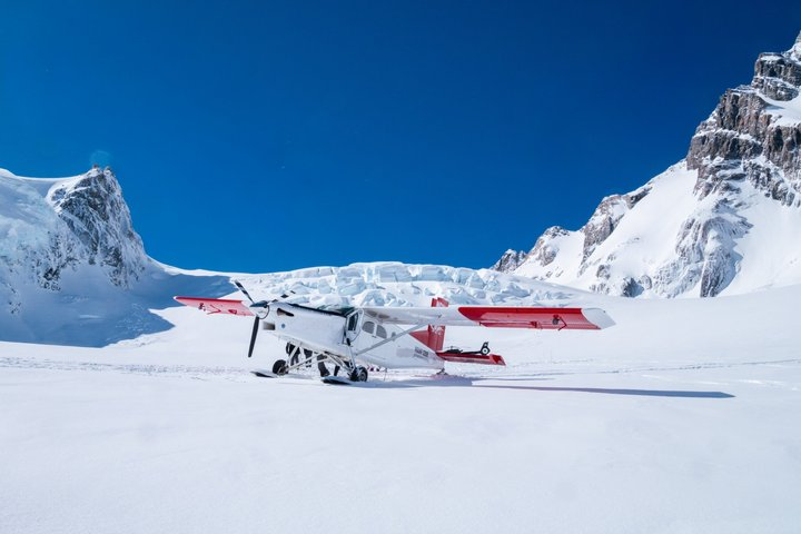 55 minute Grand Circle Ski Plane - Photo 1 of 12